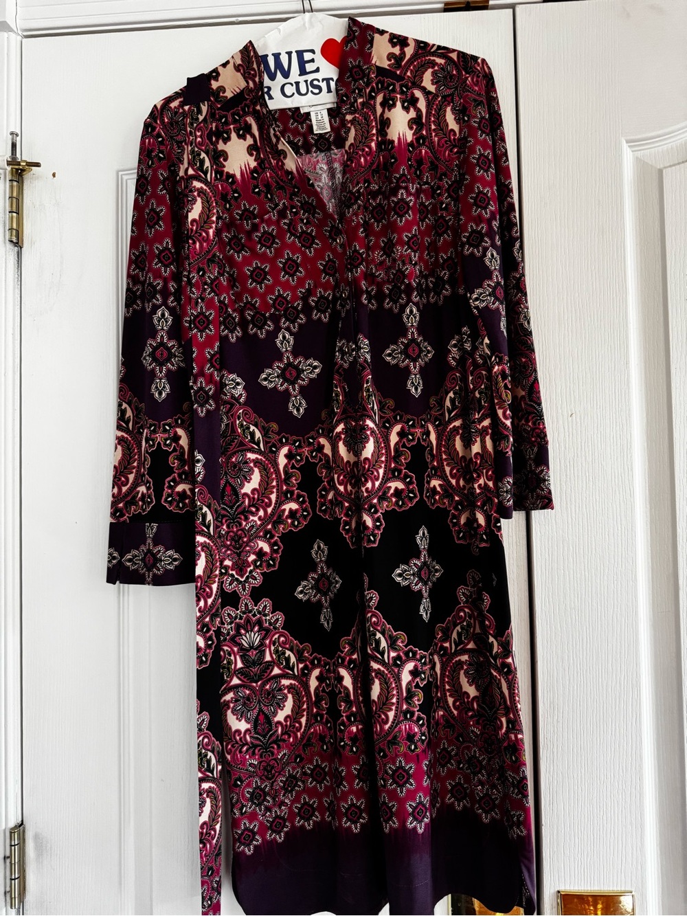Women's Burgundy & Black Long Sleeve V-Neck Patterned Dress